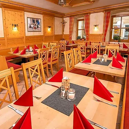 Zum Baeckerwirt Hotel