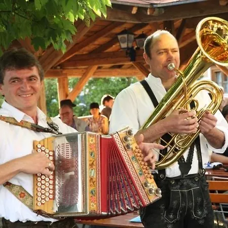 فندق Zum Baeckerwirt